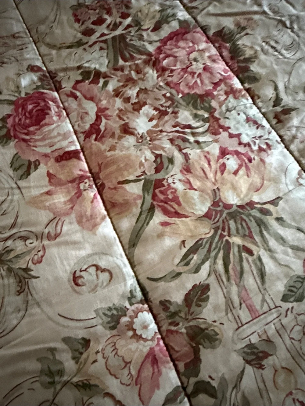 Ralph Lauren Floral Cream Comforter with Pink and Green Accents vintage rare